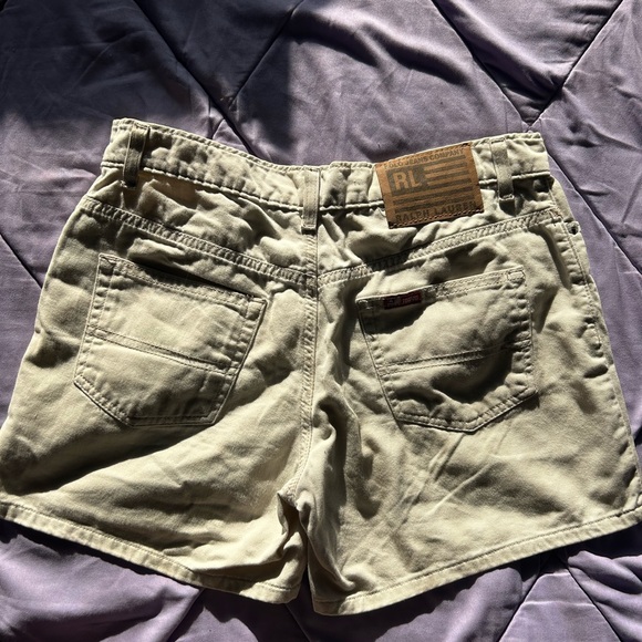 Vintage Ralph Lauren Women's Khaki saturday Short - Picture 2 of 4